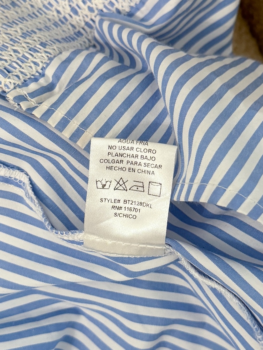 Karlie Blue Striped Ruffle Puff-Sleeve Button Up Blouse size Small - Picture 7 of 8